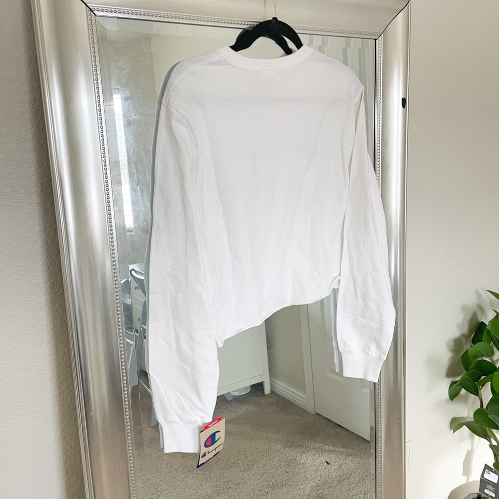 Cropped Tee - Picture 6 of 8
